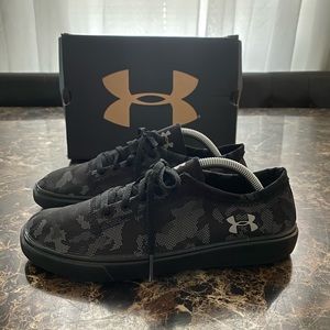NWOB Under Armour Rare Kickit 2 Black Digital Camo